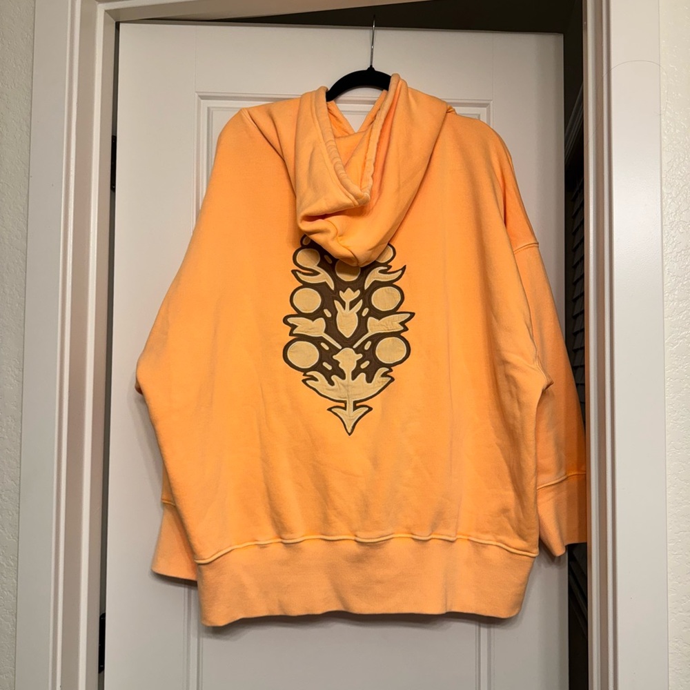 Sprint to finish logo hoodie